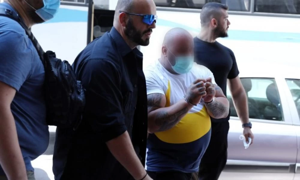 Αποκαλυπτικός διάλογος μεταξύ αρχηγού σπείρας και αστυνομικού